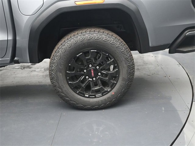 New 2026 GMC Canyon Elevation w/ Convenience Package image 5