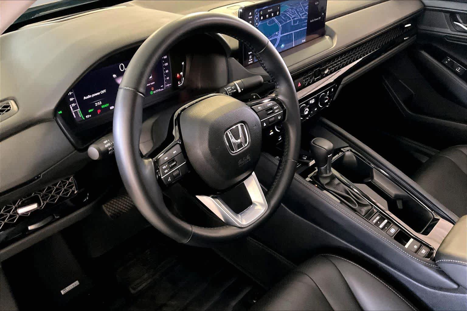 Used 2024 Honda Accord Touring image 16