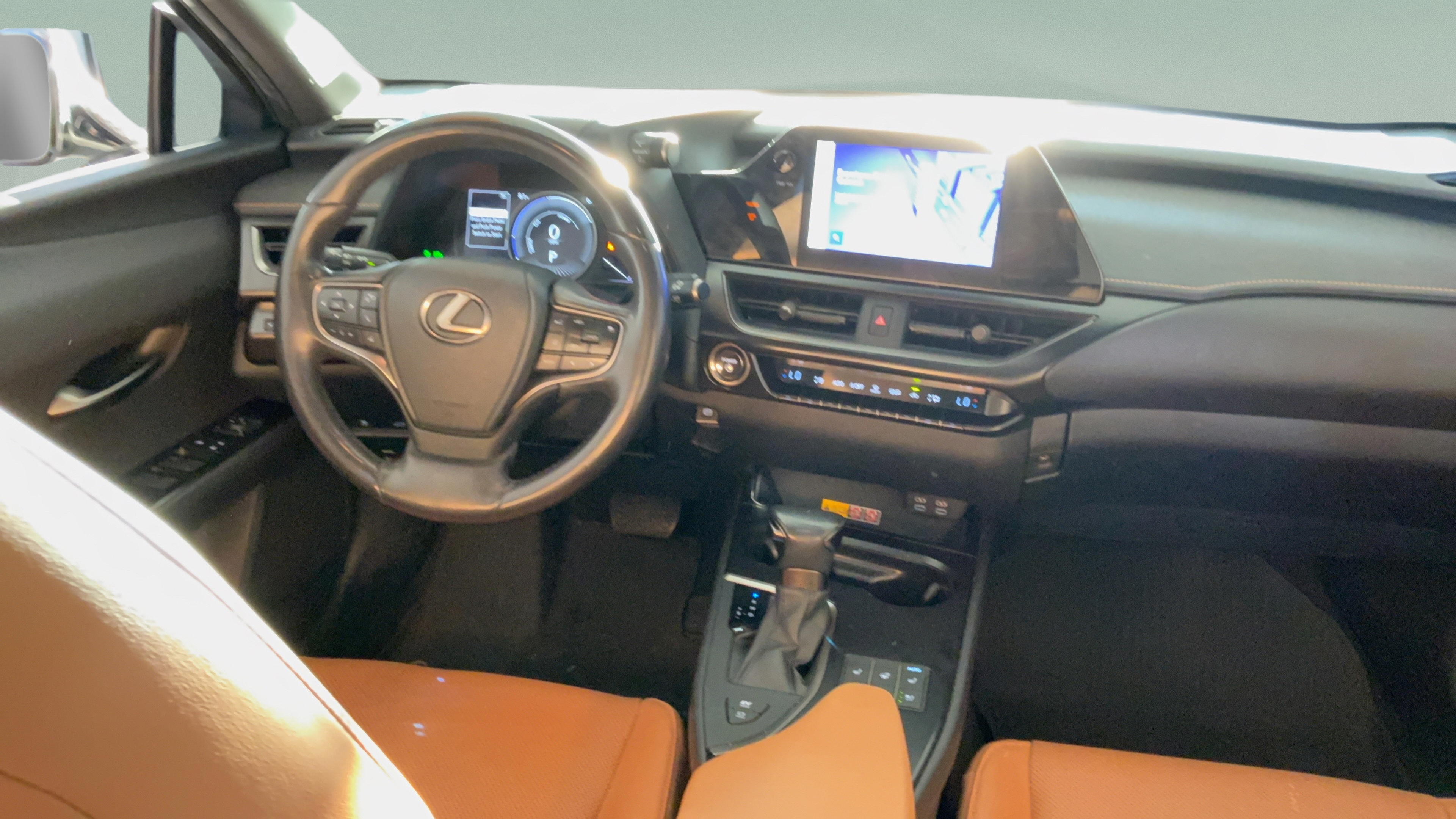 Used 2023 Lexus UX 250h AWD w/ Premium Package image 37