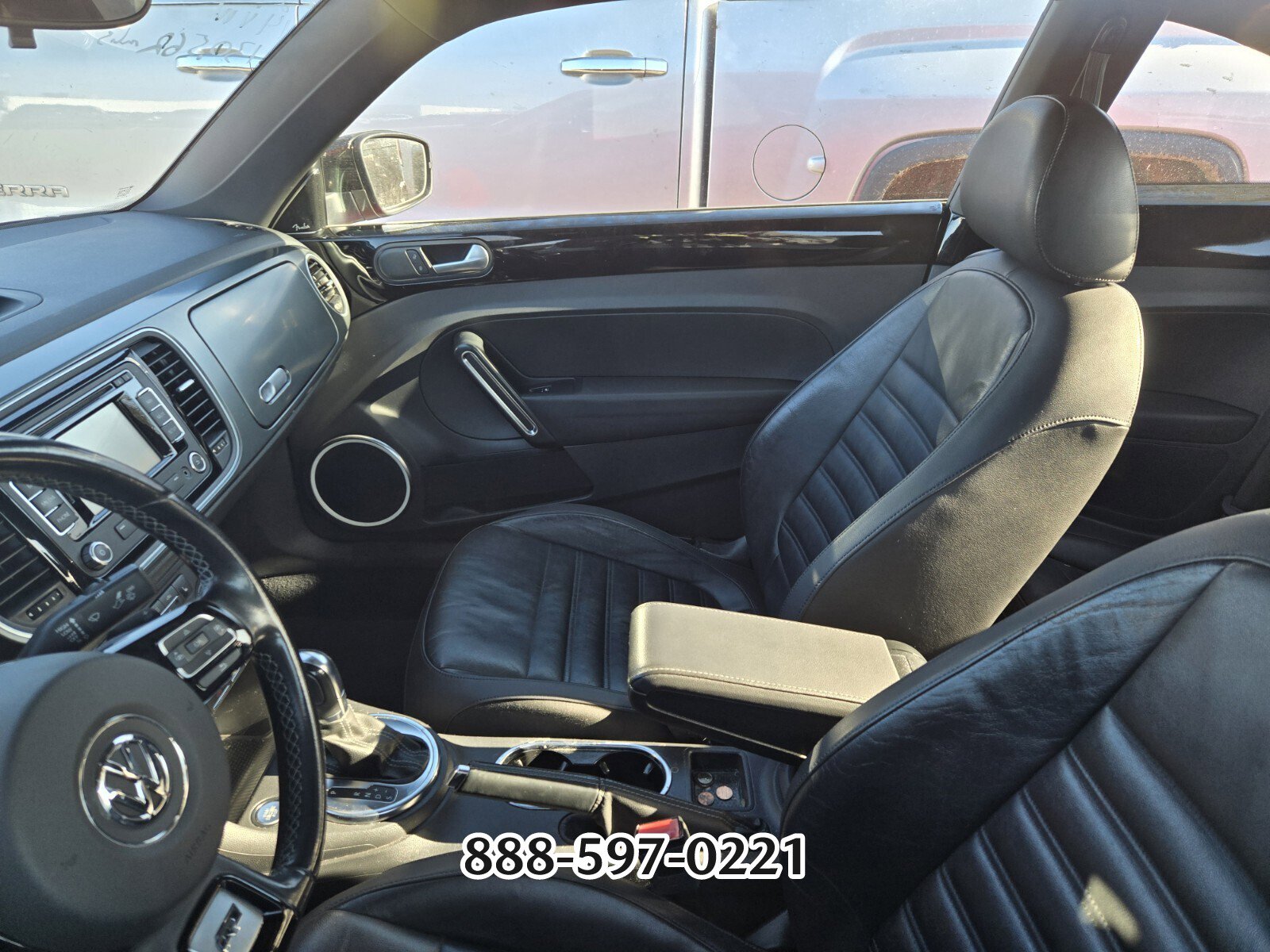 Used 2014 Volkswagen Beetle R-Line image 2