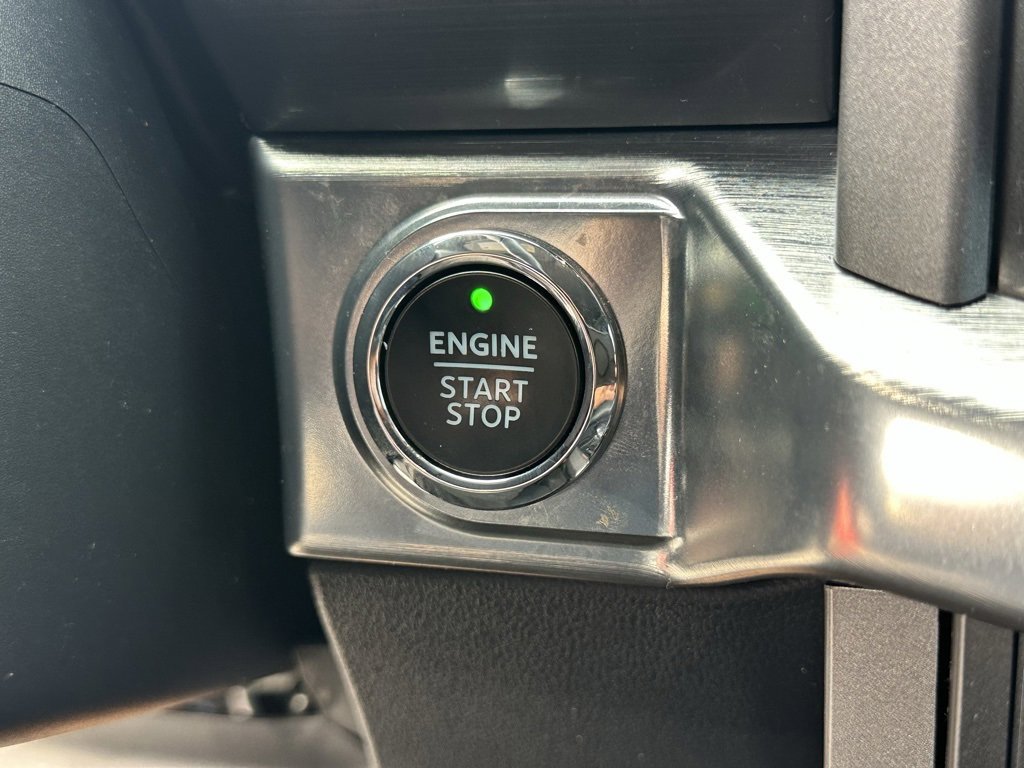 Used 2022 Ford F150 Lariat w/ Equipment Group 502A High image 31