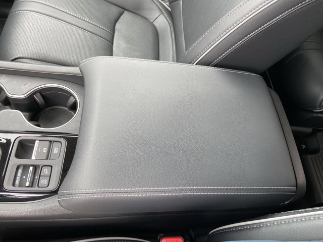 Used 2025 Honda Pilot Elite image 40