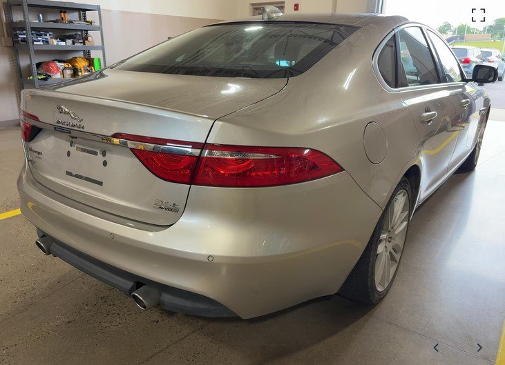 Used 2016 Jaguar XF Premium AWD/4WD image 2