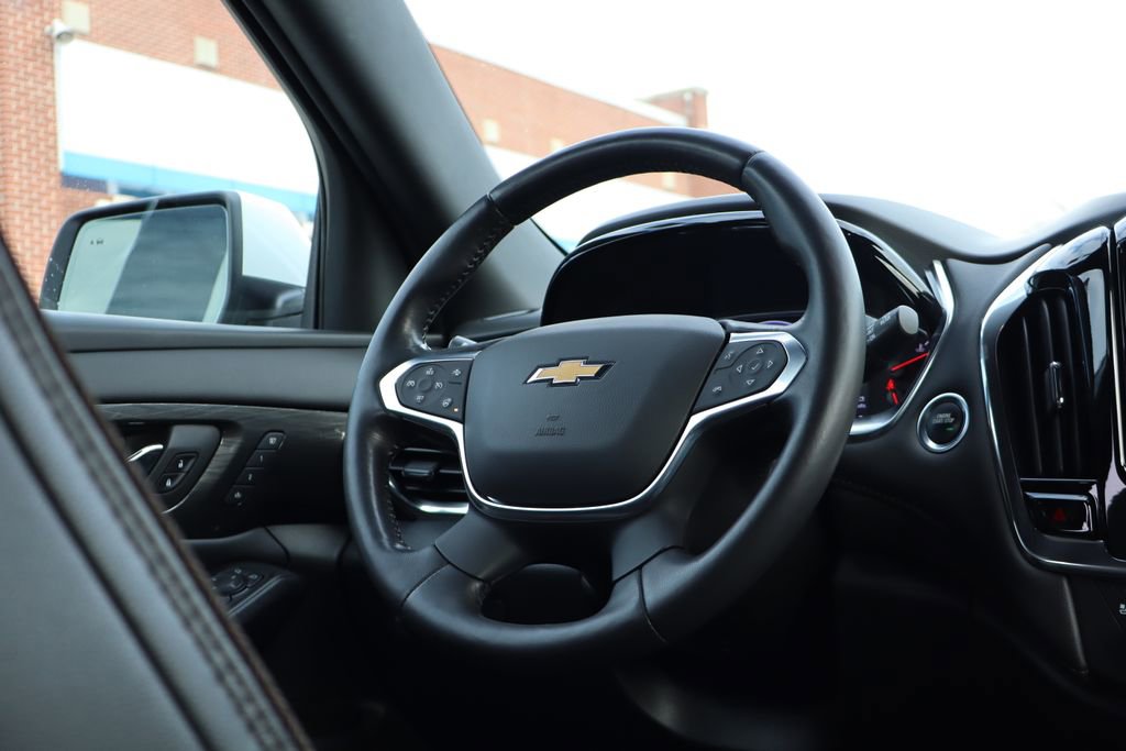 Used 2022 Chevrolet Traverse High Country image 53