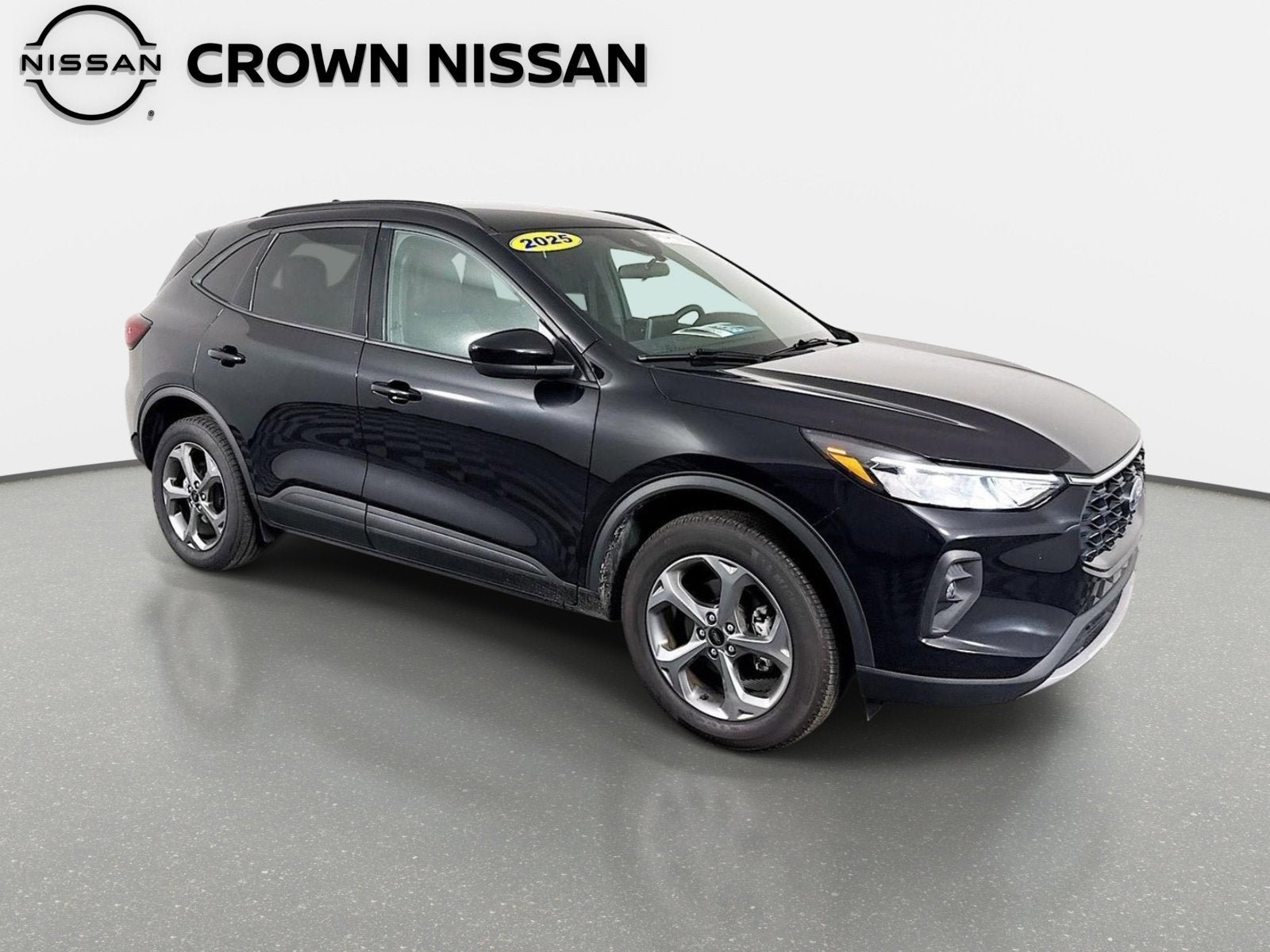 Used 2025 Ford Escape ST-Line Select AWD/4WD image 4