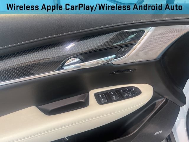 Used 2025 Cadillac XT6 Sport w/ LPO, Floor Liner Package AWD/4WD image 15