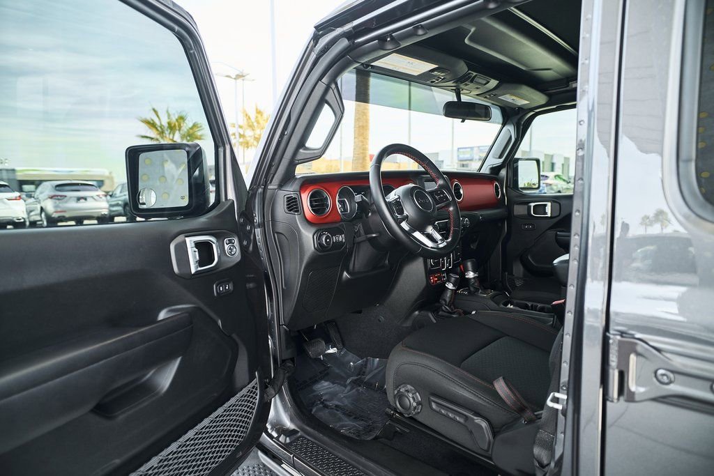 Used 2021 Jeep Wrangler Unlimited Rubicon image 19