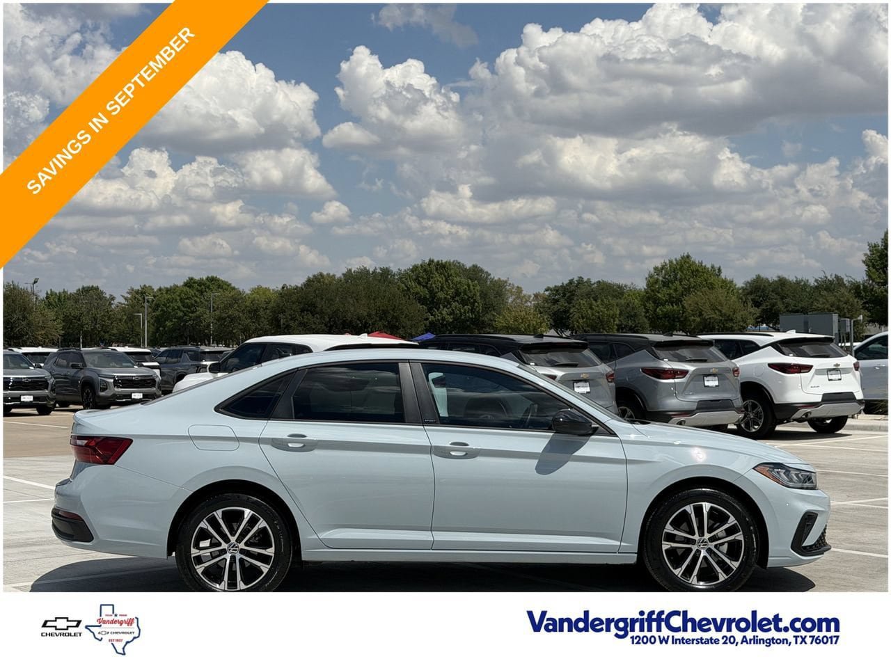 Used 2025 Volkswagen Jetta Sport FWD image 3