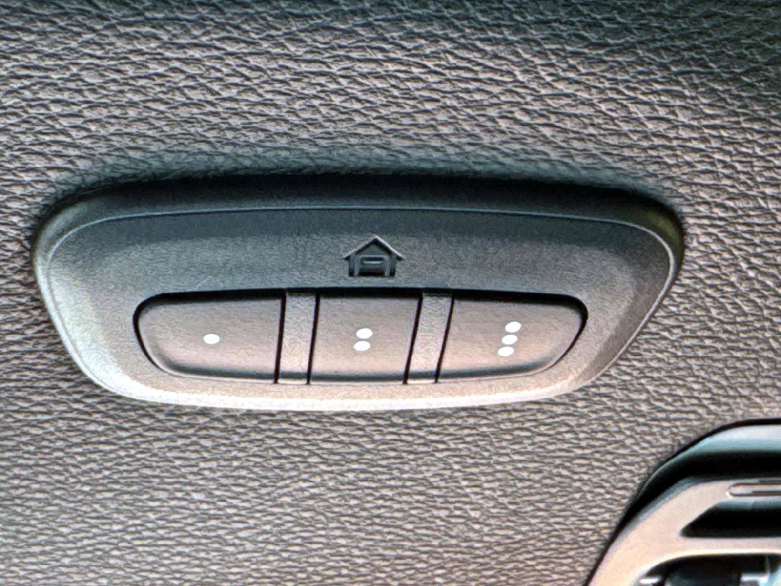 New 2025 Jeep Wrangler Unlimited Sahara image 16