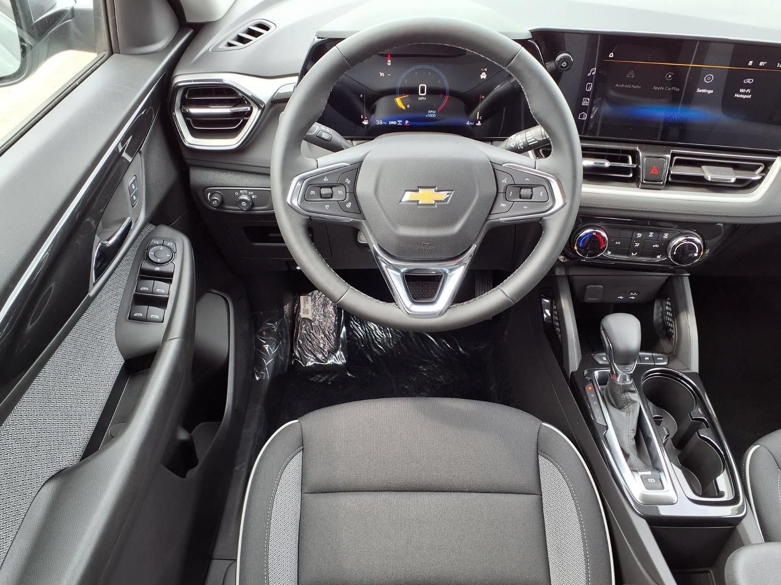 New 2026 Chevrolet TrailBlazer LT w/ LT Cold Weather Package AWD/4WD image 11