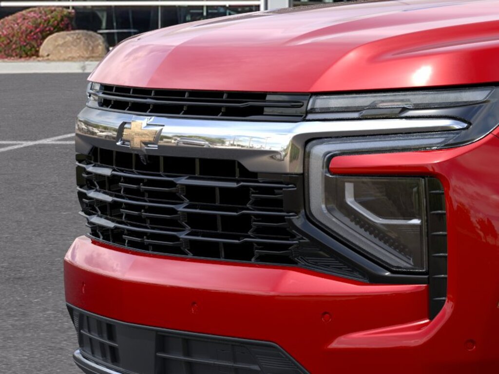 New 2026 Chevrolet Suburban LS RWD image 13
