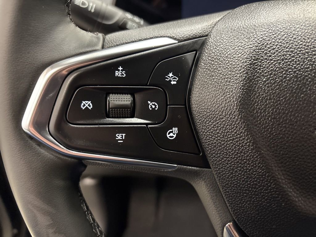 Used 2025 Chevrolet Trax ACTIV w/ Driver Confidence Package FWD image 22