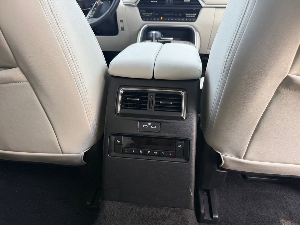 Used 2024 MAZDA CX-90 Plug-In Hybrid w/ Premium Plus image 28