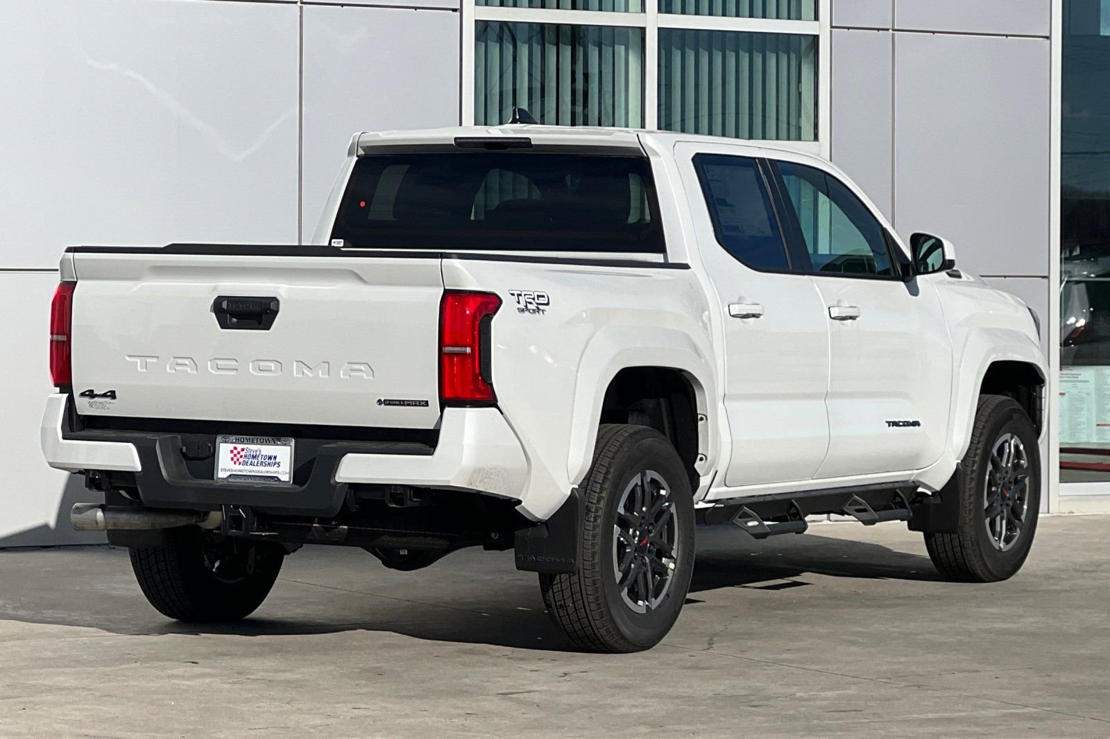 New 2025 Toyota Tacoma TRD Sport image 4