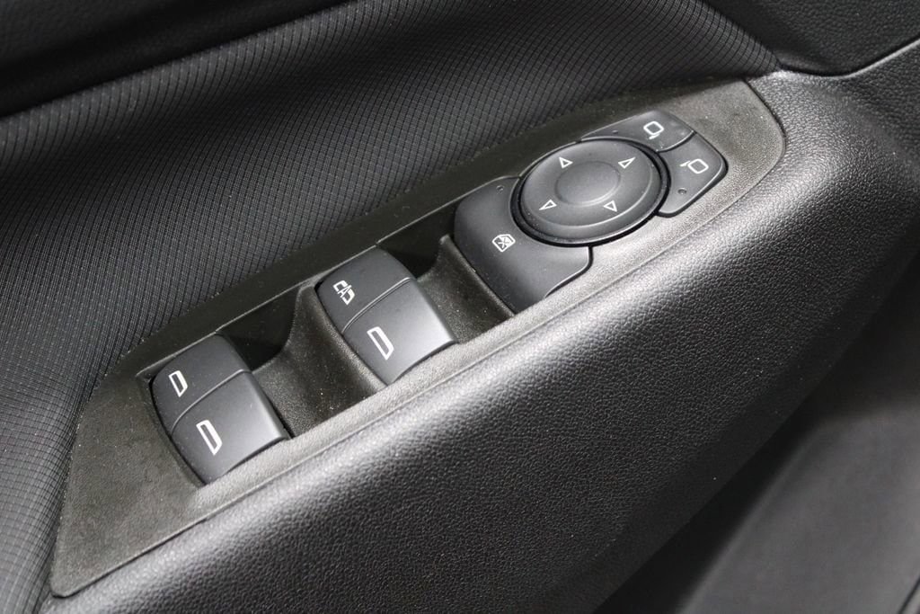 Used 2024 Chevrolet Equinox RS w/ RS Leather Package image 35