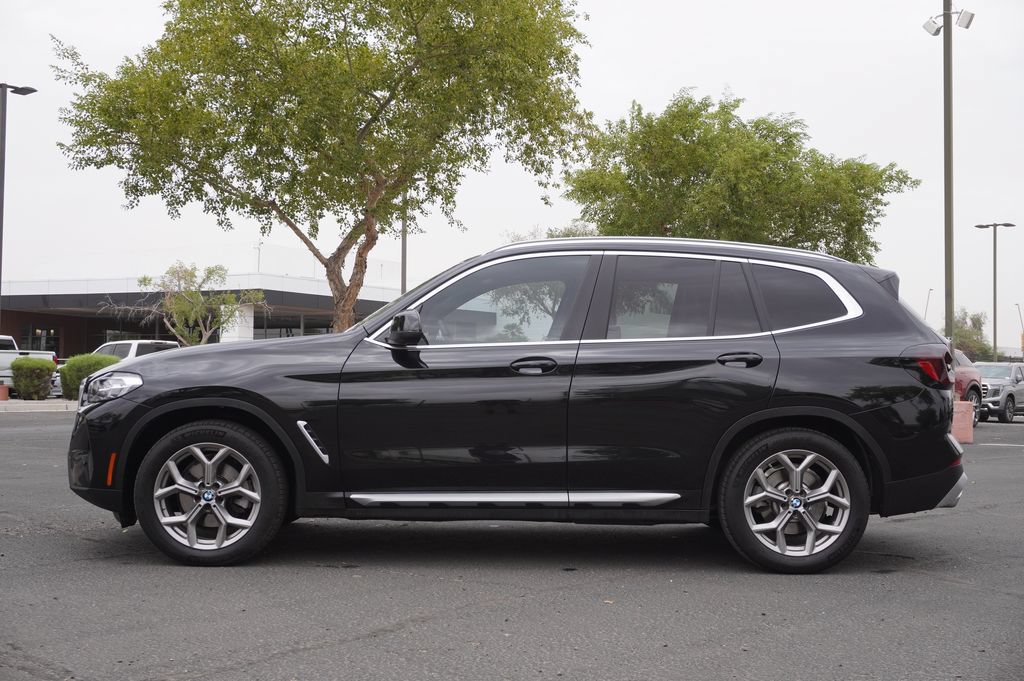 Used 2022 BMW X3 xDrive30i w/ Premium Package 2 (ZPA) AWD/4WD image 2