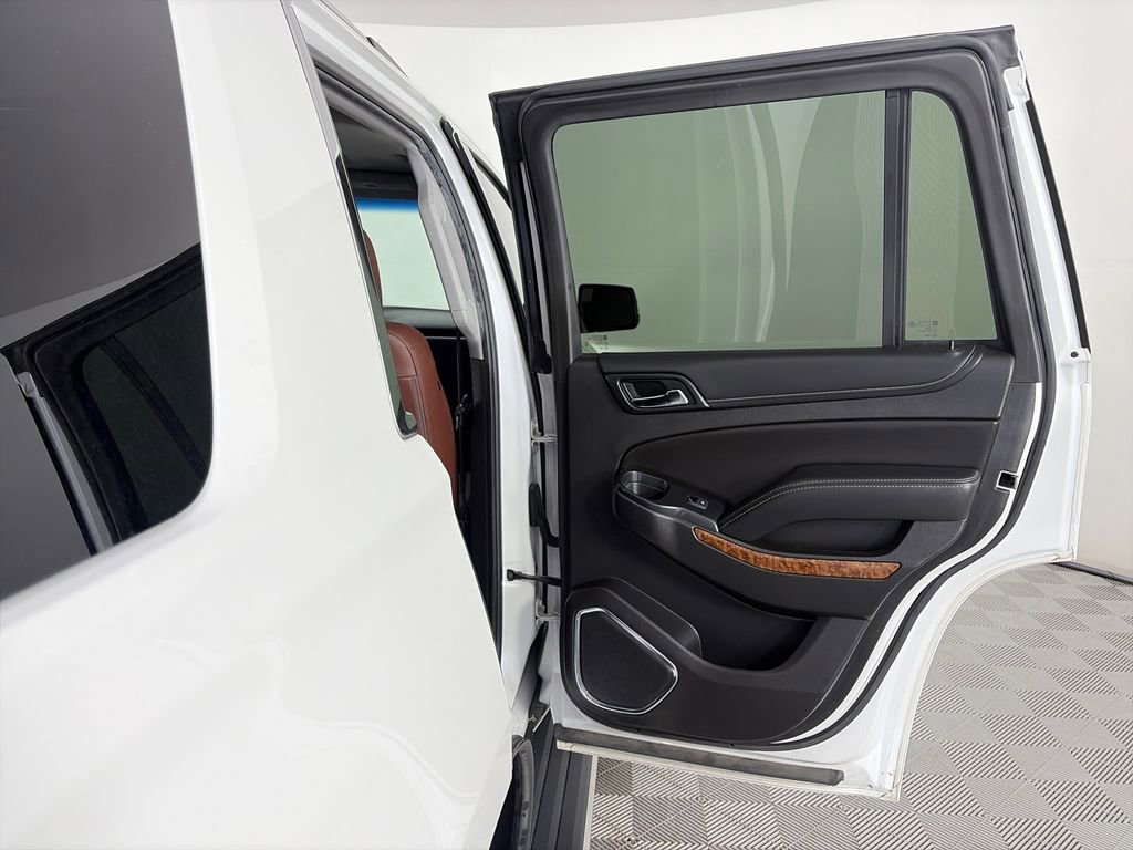Used 2019 Chevrolet Tahoe Premier w/ Premier Plus Edition AWD/4WD image 28