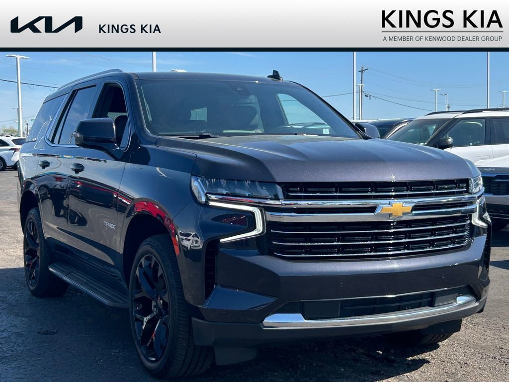 Used 2022 Chevrolet Tahoe LT w/ Luxury Package AWD/4WD image 1