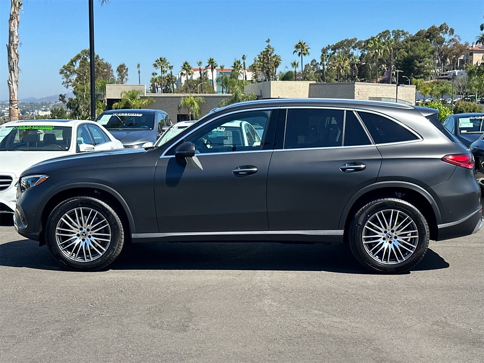 New 2025 Mercedes-Benz GLC 300 4MATIC image 6