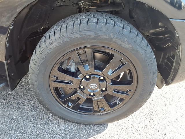 Used 2018 Toyota Sequoia TRD Sport image 29