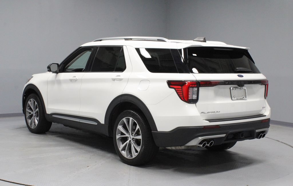 Certified 2025 Ford Explorer Platinum w/ Ultimate Package AWD/4WD image 9