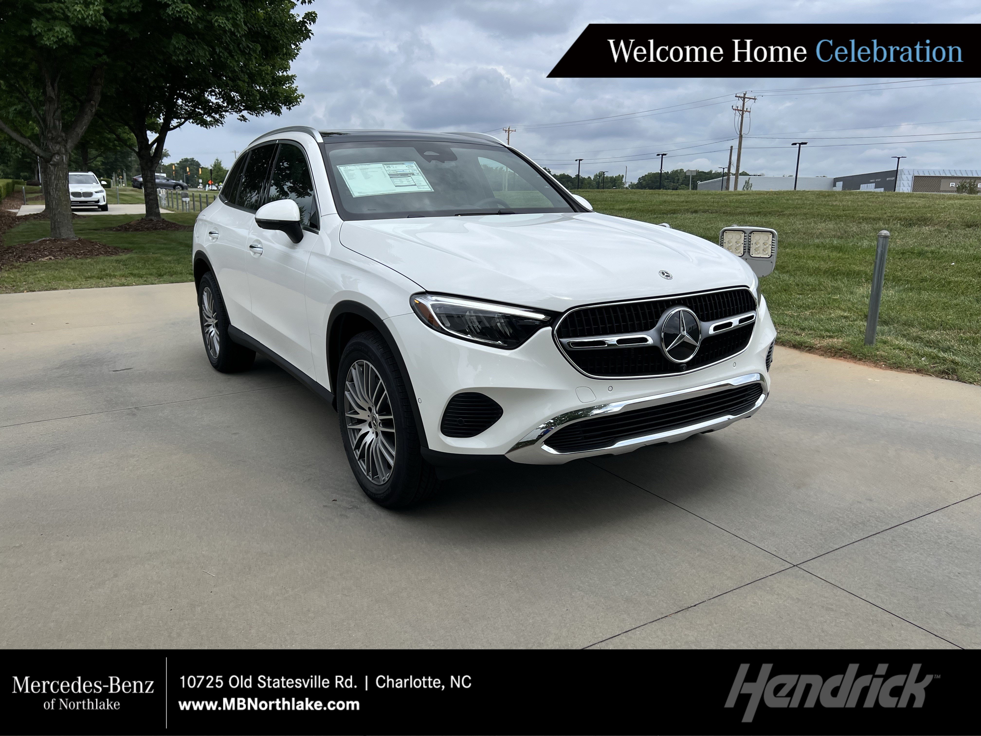 New 2026 Mercedes-Benz GLC 300 4MATIC image 1