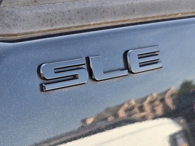 Used 2021 GMC Terrain SLE w/ Driver Convenience Package FWD image 10