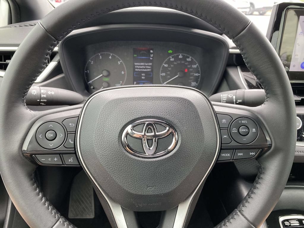 Used 2025 Toyota Corolla SE FWD image 23