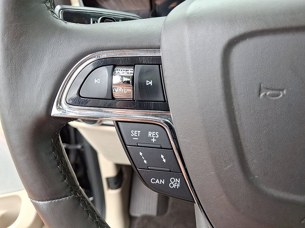 Used 2021 Lincoln Navigator Reserve w/ Luxury Package AWD/4WD image 17