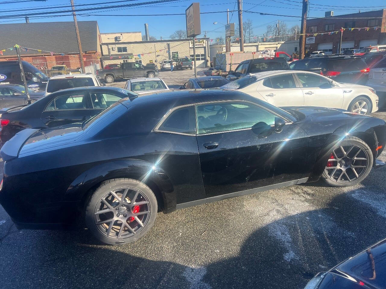 Used 2018 Dodge Challenger R/T Scat Pack w/ Leather Interior Group image 16