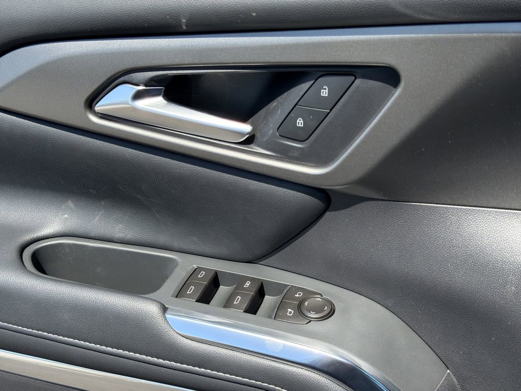 New 2026 Chevrolet Traverse LT FWD image 14