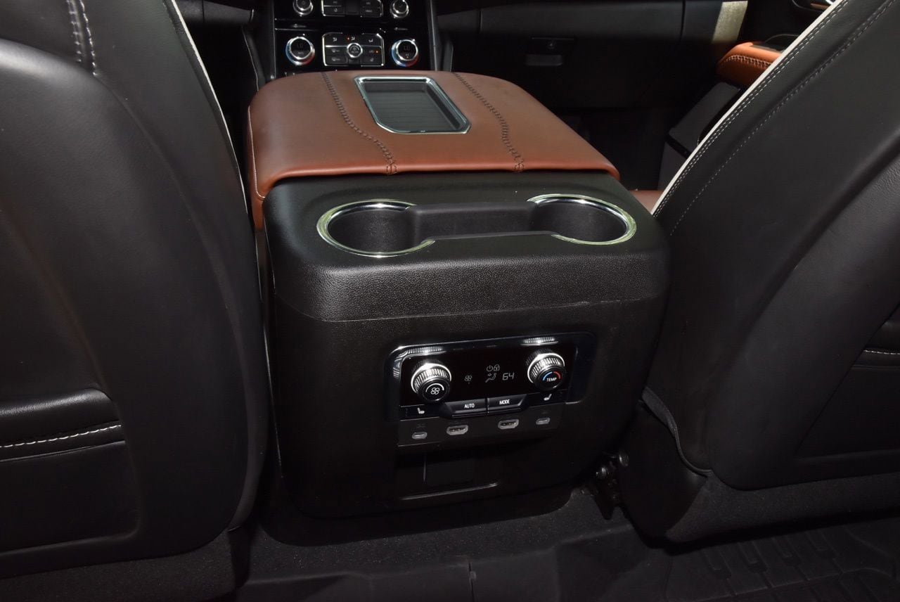 Used 2023 GMC Yukon Denali Ultimate w/ LPO, Floor Liner Package AWD/4WD image 20