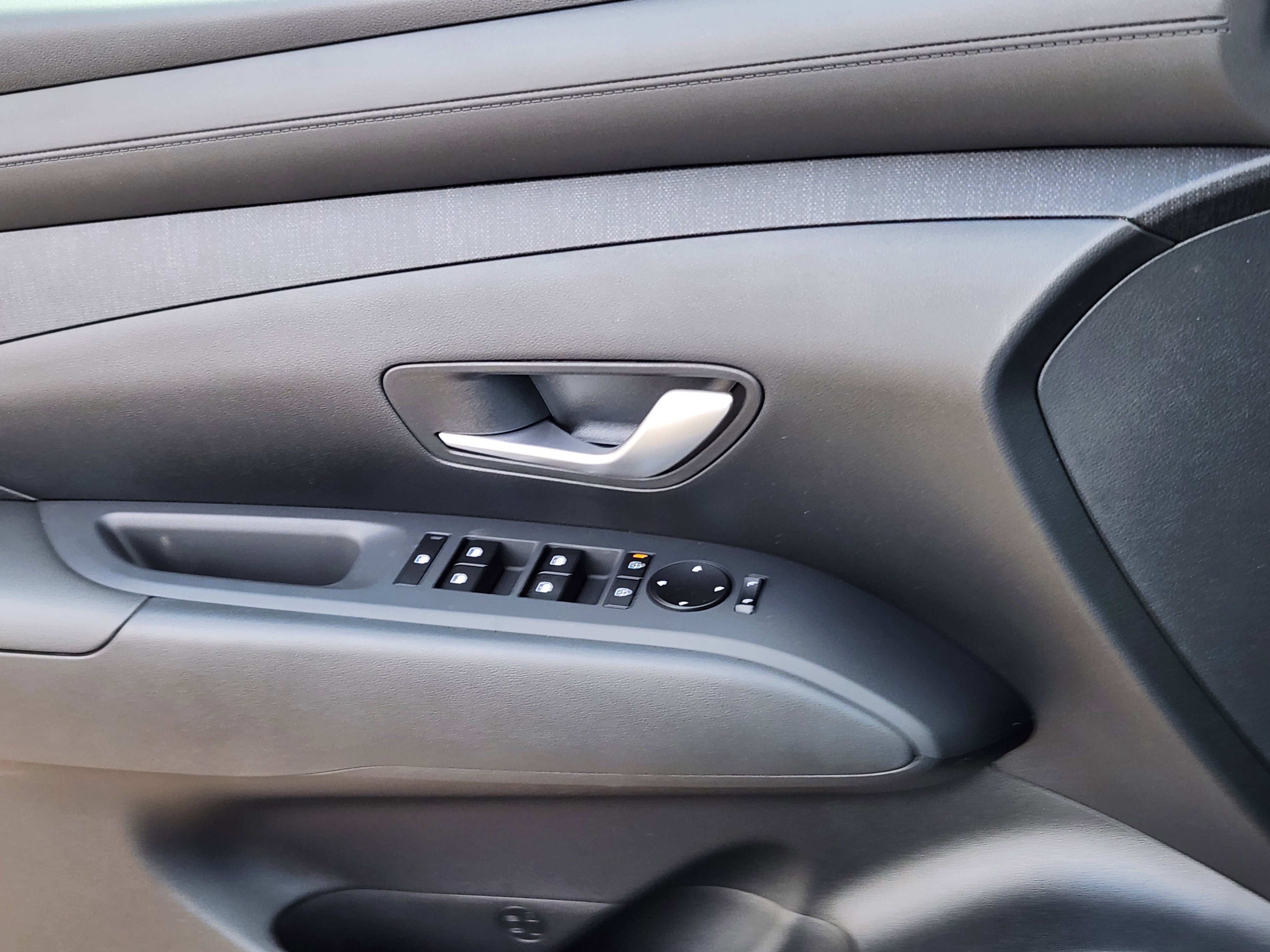 New 2026 Hyundai Tucson SEL image 7