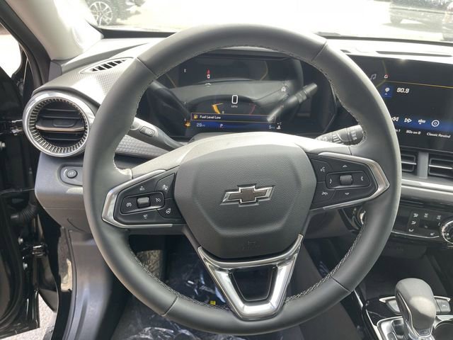New 2026 Chevrolet Trax ACTIV w/ Sunroof Package FWD image 14