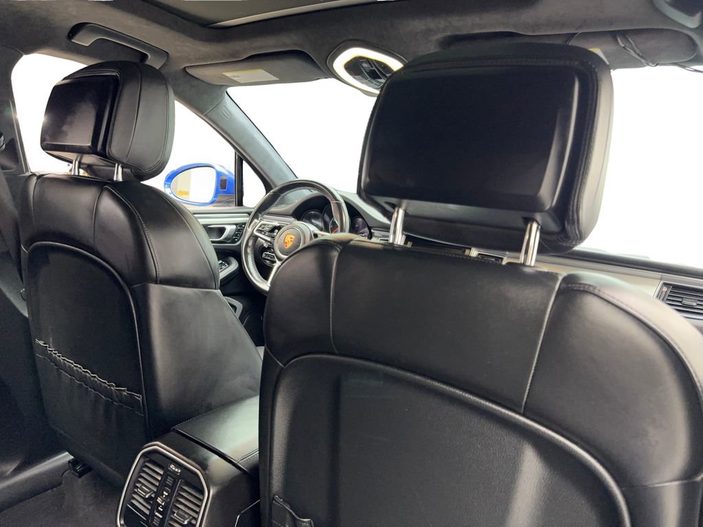 Used 2015 Porsche Macan Turbo image 40