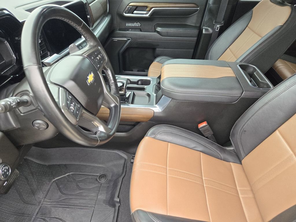 Used 2024 Chevrolet Silverado 1500 High Country w/ High Country Premium Package image 19
