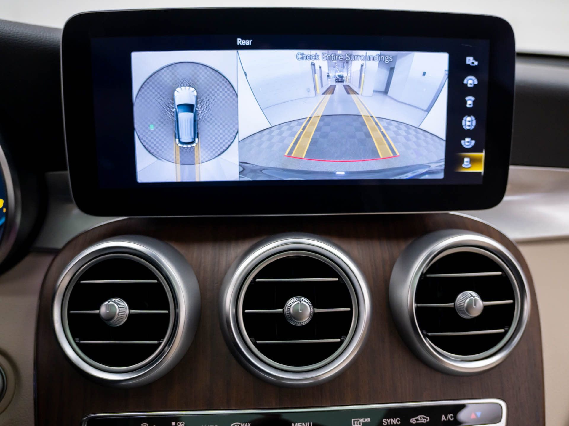 Certified 2022 Mercedes-Benz GLC 300 4MATIC w/ Multimedia Package Lite image 30