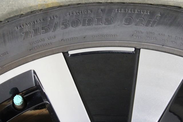 Used 2022 Volkswagen Taos SE image 42