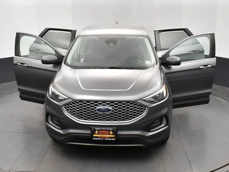 Used 2024 Ford Edge SEL AWD/4WD image 10