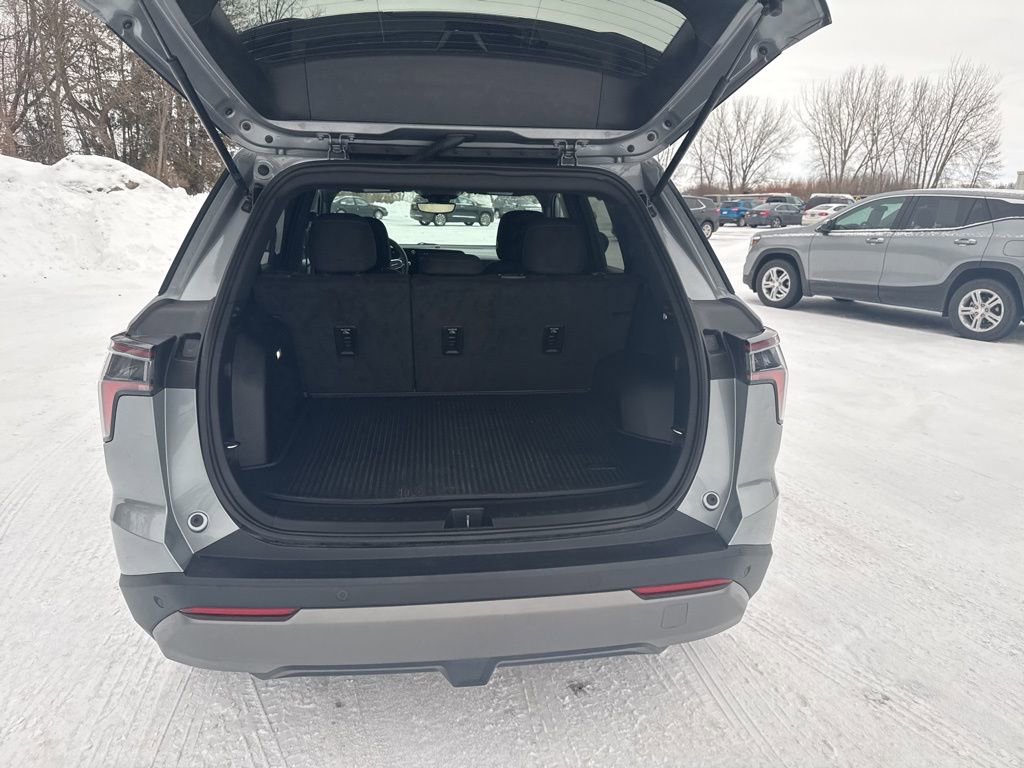 Certified 2025 Chevrolet Equinox LT w/ Safety and Technology Package image 41