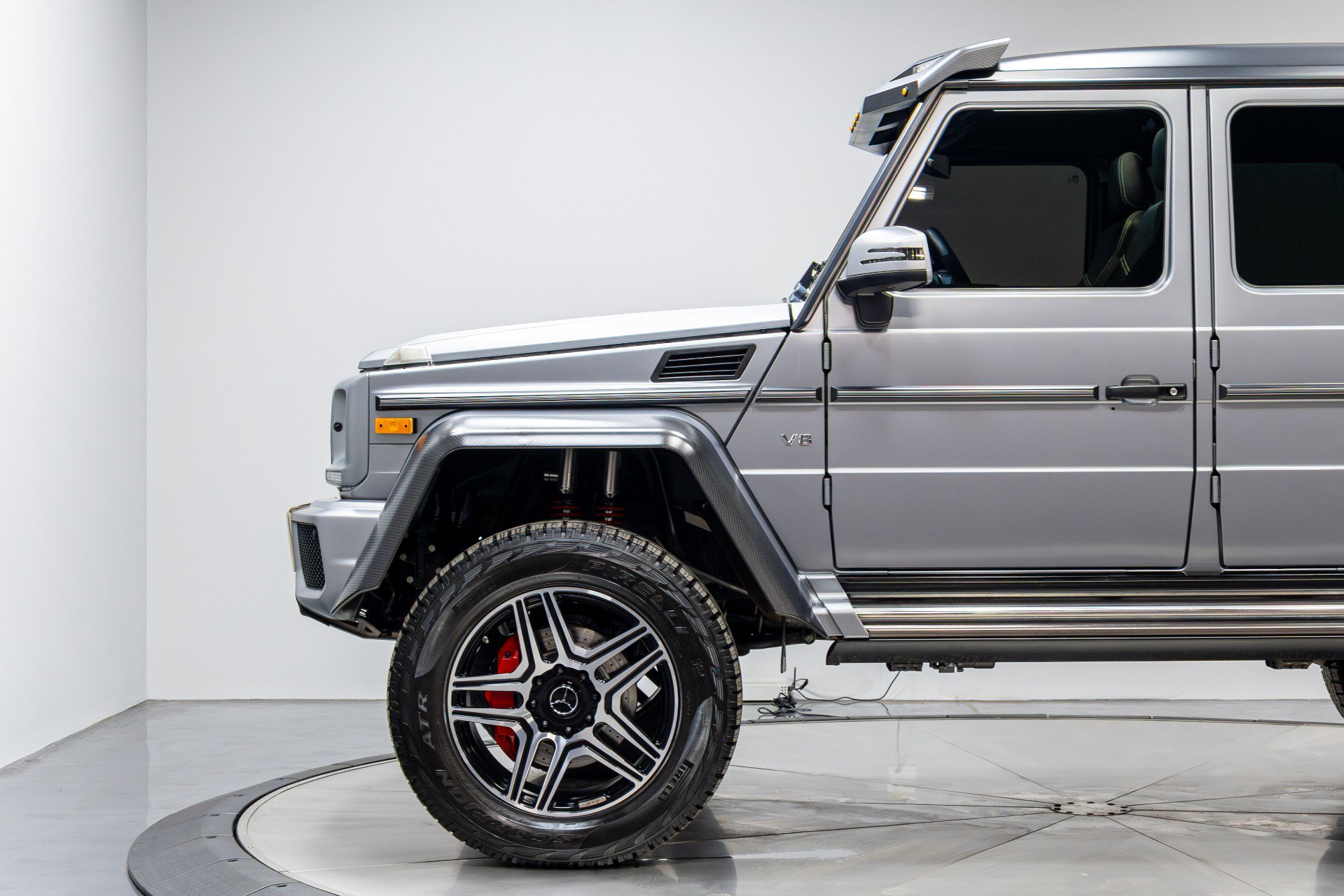 Used 2017 Mercedes-Benz G 550 Squared image 42