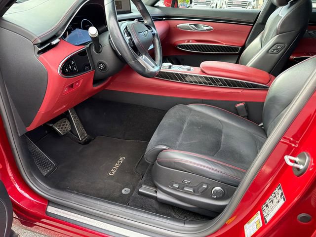 Used 2022 Genesis GV70 3.5T Sport w/ Sport Prestige Package AWD/4WD image 9