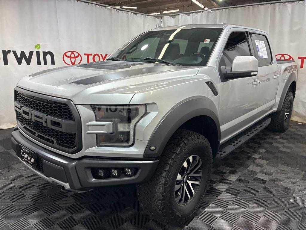 Used 2019 Ford F150 Raptor w/ Equipment Group 802A Luxury AWD/4WD image 3