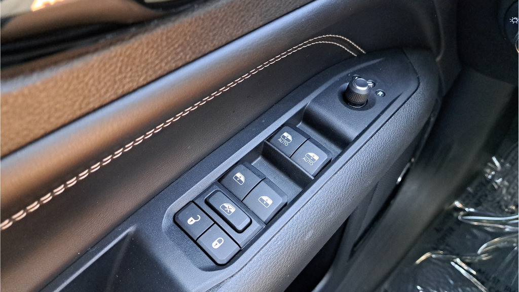Used 2022 Jeep Compass High Altitude AWD/4WD image 24
