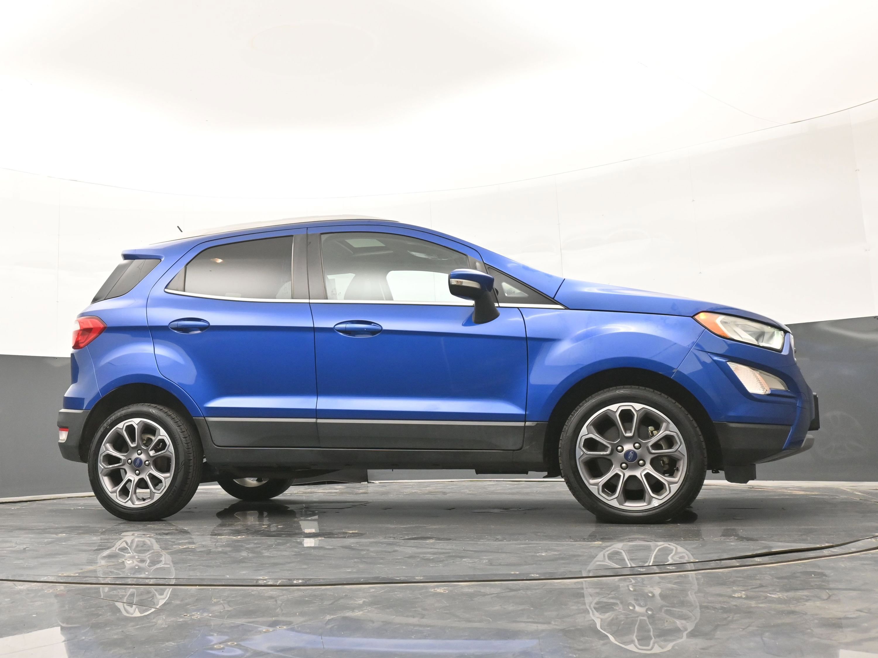 Used 2021 Ford EcoSport Titanium FWD image 38