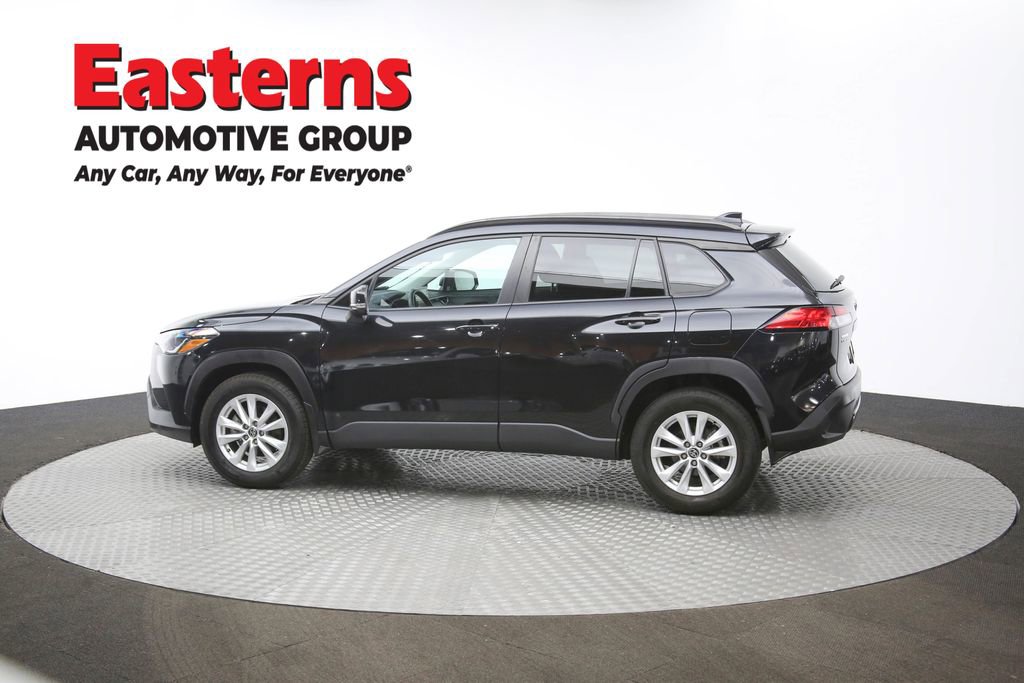 Used 2022 Toyota Corolla Cross LE image 60