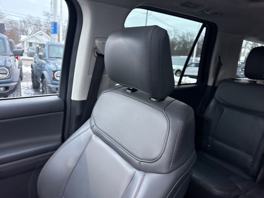 Used 2025 Ford Expedition Max Active image 48