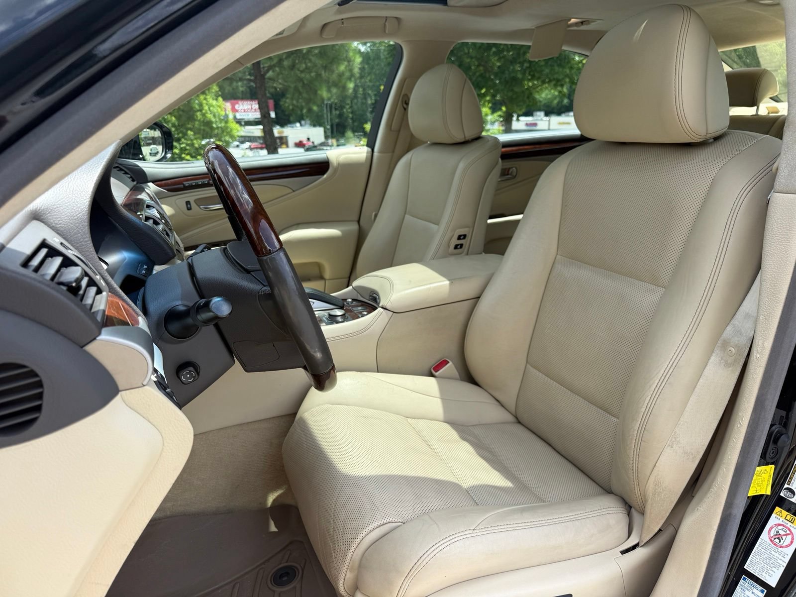 Used 2017 Lexus LS 460 L AWD/4WD image 36