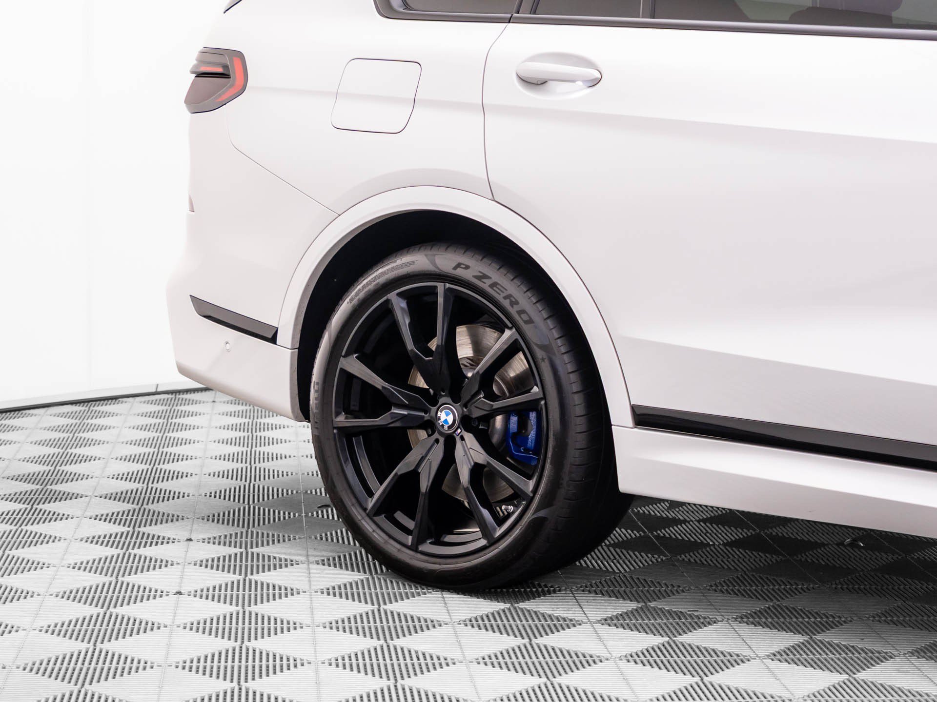 Certified 2026 BMW X7 M60i AWD/4WD image 36