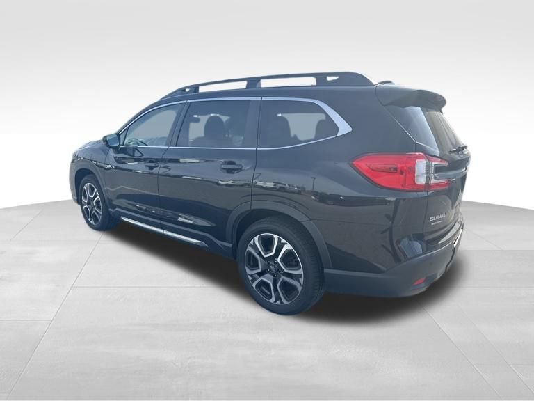 Used 2024 Subaru Ascent Limited AWD/4WD image 4